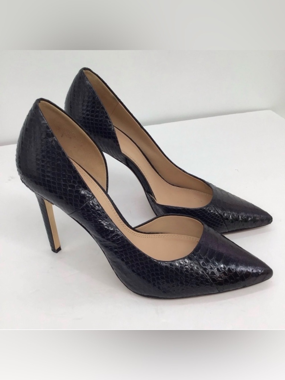 Tory Burch Leather Reptile Print Pumps Heels Classic Career Black Size 8.5M
